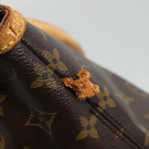 LOUIS VUITTON Monogram Lockit Horizontal Hand Bag - Picture 12 of 16